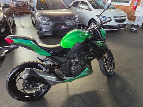 KAWASAKI Z 300 ABS, Foto 4