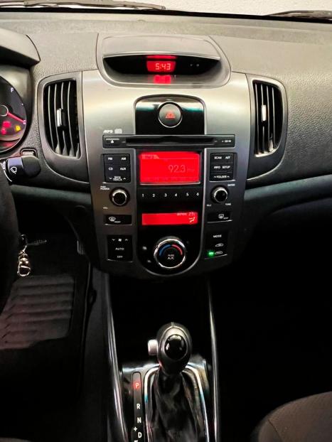 KIA Cerato Sedan 1.6 16V 4P EX AUTOM�TICO, Foto 6