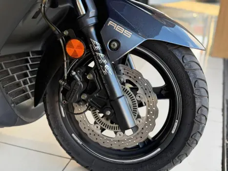 KYMCO Downtown 300i ABS, Foto 9