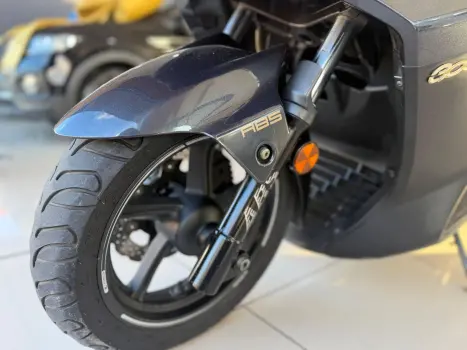 KYMCO Downtown 300i ABS, Foto 10