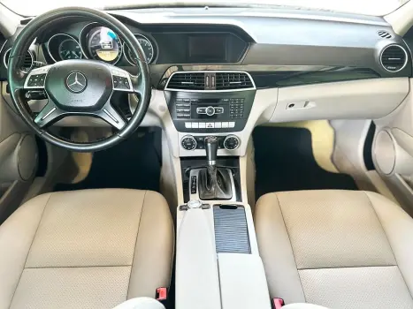 MERCEDES-BENZ C 180 1.8 16V 4P CGI CLASSIC AUTOM�TICO, Foto 5