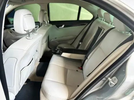MERCEDES-BENZ C 180 1.8 16V 4P CGI CLASSIC AUTOM�TICO, Foto 7