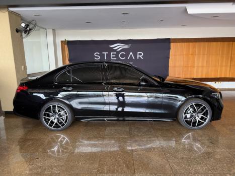 MERCEDES-BENZ C 300 2.0 16V 4P EQ BOOST TURBO H�BRIDO AMG LINE 9G-TRONIC AUTOM�TICO, Foto 3