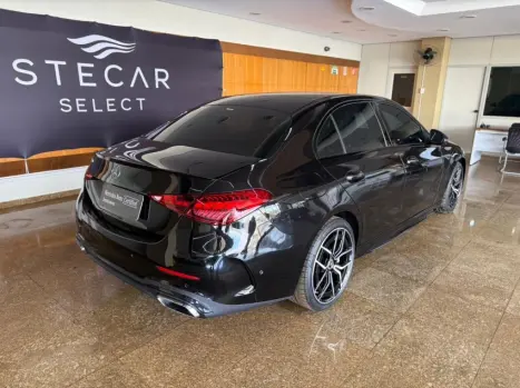 MERCEDES-BENZ C 300 2.0 16V 4P EQ BOOST TURBO H�BRIDO AMG LINE 9G-TRONIC AUTOM�TICO, Foto 7