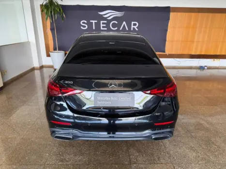 MERCEDES-BENZ C 300 2.0 16V 4P EQ BOOST TURBO H�BRIDO AMG LINE 9G-TRONIC AUTOM�TICO, Foto 8