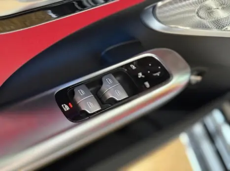 MERCEDES-BENZ C 300 2.0 16V 4P EQ BOOST TURBO H�BRIDO AMG LINE 9G-TRONIC AUTOM�TICO, Foto 16