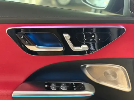 MERCEDES-BENZ C 300 2.0 16V 4P EQ BOOST TURBO H�BRIDO AMG LINE 9G-TRONIC AUTOM�TICO, Foto 17