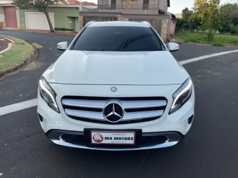 MERCEDES-BENZ GLA 200 1.6 16V 4P FLEX CGI STYLE TURBO AUTOM�TICO, Foto 2