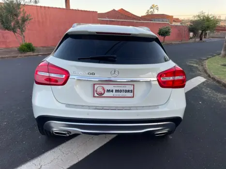 MERCEDES-BENZ GLA 200 1.6 16V 4P FLEX CGI STYLE TURBO AUTOM�TICO, Foto 6