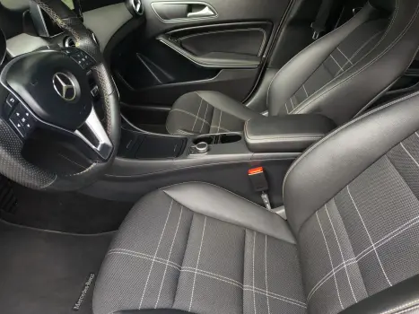 MERCEDES-BENZ GLA 200 1.6 16V 4P FLEX CGI ADVANCE TURBO AUTOMTICO, Foto 10