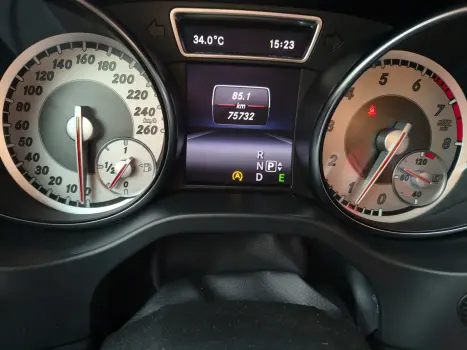 MERCEDES-BENZ GLA 200 1.6 16V 4P FLEX CGI ADVANCE TURBO AUTOMTICO, Foto 17