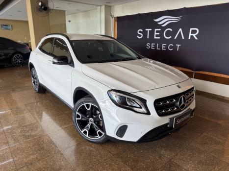 MERCEDES-BENZ GLA 200 1.6 16V 4P FLEX CGI NIGHT TURBO AUTOM�TICO, Foto 2