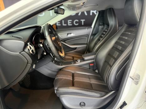 MERCEDES-BENZ GLA 200 1.6 16V 4P FLEX CGI NIGHT TURBO AUTOM�TICO, Foto 13