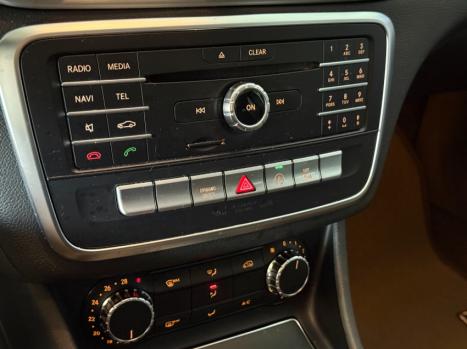 MERCEDES-BENZ GLA 200 1.6 16V 4P FLEX CGI NIGHT TURBO AUTOM�TICO, Foto 14