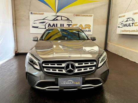 MERCEDES-BENZ GLA 200 1.6 16V 4P CGI ADVANCE TURBO AUTOM�TICO, Foto 2