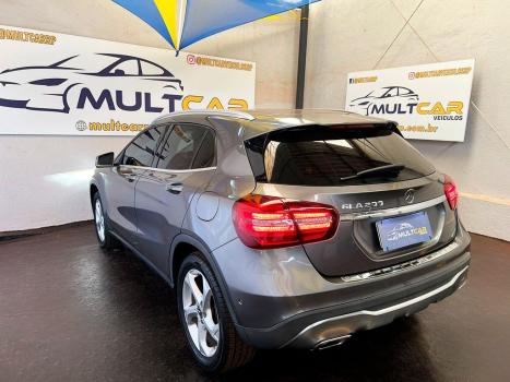 MERCEDES-BENZ GLA 200 1.6 16V 4P CGI ADVANCE TURBO AUTOM�TICO, Foto 11