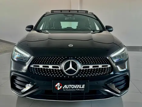 MERCEDES-BENZ GLA 200 1.6 16V 4P FLEX CGI VISION TURBO AUTOM�TICO, Foto 2