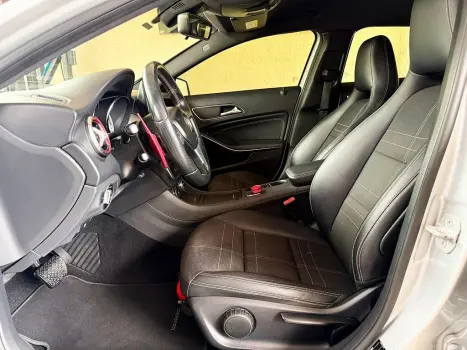 MERCEDES-BENZ GLA 200 1.6 16V 4P CGI ADVANCE TURBO AUTOM�TICO, Foto 4