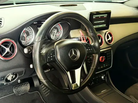 MERCEDES-BENZ GLA 200 1.6 16V 4P CGI ADVANCE TURBO AUTOM�TICO, Foto 8