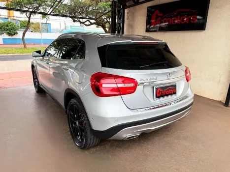 MERCEDES-BENZ GLA 200 1.6 16V 4P CGI ADVANCE TURBO AUTOM�TICO, Foto 14