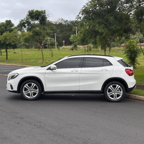 MERCEDES-BENZ GLA 200 1.6 16V 4P CGI STYLE TURBO AUTOM�TICO, Foto 5