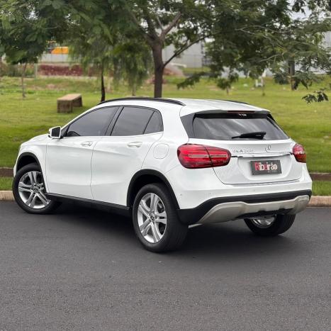 MERCEDES-BENZ GLA 200 1.6 16V 4P CGI STYLE TURBO AUTOM�TICO, Foto 6