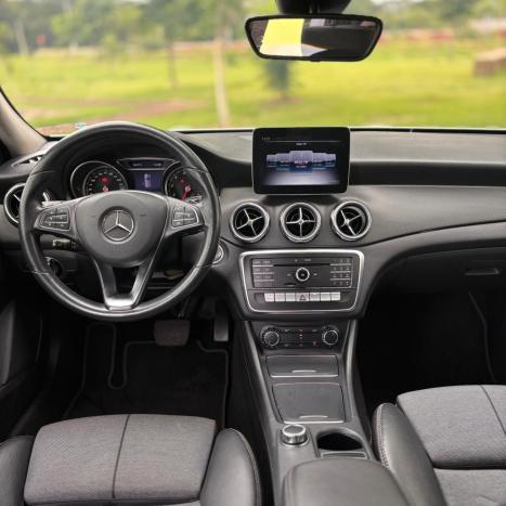 MERCEDES-BENZ GLA 200 1.6 16V 4P CGI STYLE TURBO AUTOM�TICO, Foto 8