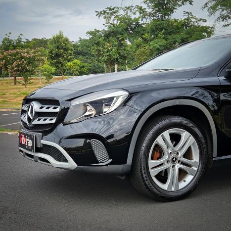 MERCEDES-BENZ GLA 200 1.6 16V 4P CGI STYLE TURBO AUTOM�TICO, Foto 4