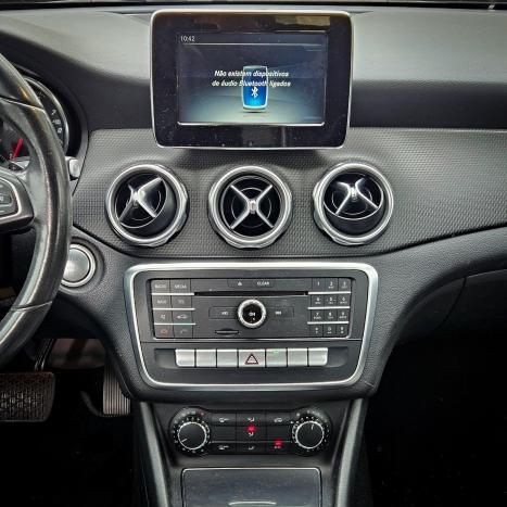 MERCEDES-BENZ GLA 200 1.6 16V 4P CGI STYLE TURBO AUTOM�TICO, Foto 9