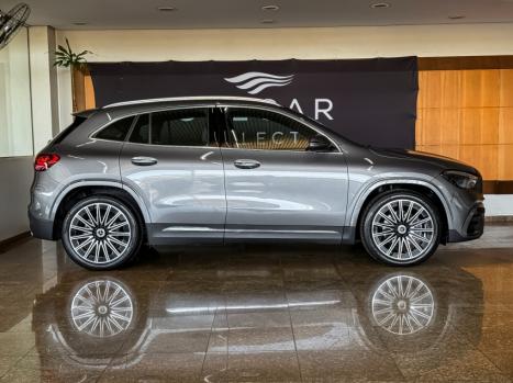 MERCEDES-BENZ GLA 200 1.3 16V 4P GCI AMG LINE 7G-DCT AUTOM�TICO, Foto 3