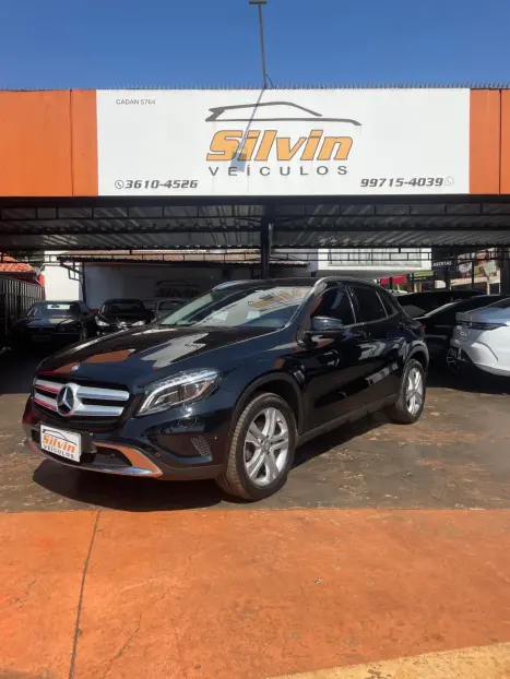 MERCEDES-BENZ GLA 200 1.6 16V 4P FLEX CGI ADVANCE TURBO AUTOM�TICO, Foto 2