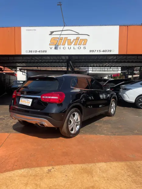 MERCEDES-BENZ GLA 200 1.6 16V 4P FLEX CGI ADVANCE TURBO AUTOM�TICO, Foto 3