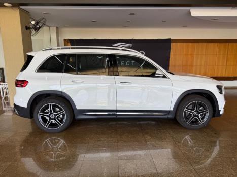 MERCEDES-BENZ GLB 220 2.0 16V 4P MHEV AMG LINE 4MATIC DCT AUTOMTICO, Foto 3