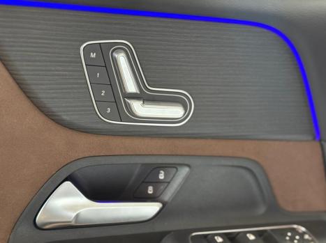 MERCEDES-BENZ GLB 220 2.0 16V 4P MHEV AMG LINE 4MATIC DCT AUTOMTICO, Foto 19