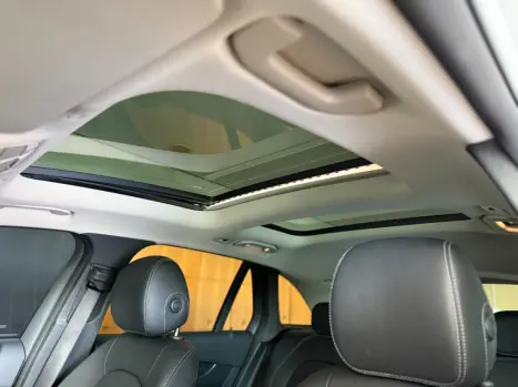 MERCEDES-BENZ GLC 220D 2.0 16V 4P TURBO DIESEL ENDURO 9G-TRONIC AUTOM�TICO, Foto 11