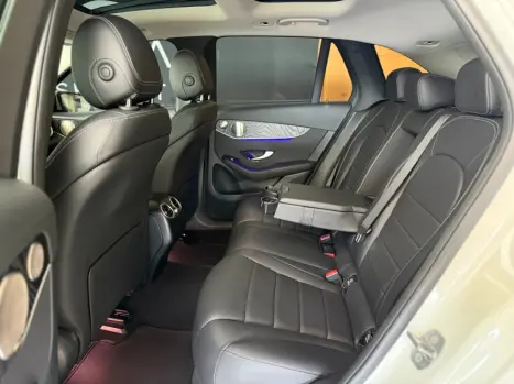 MERCEDES-BENZ GLC 220D 2.0 16V 4P TURBO DIESEL ENDURO 9G-TRONIC AUTOM�TICO, Foto 17