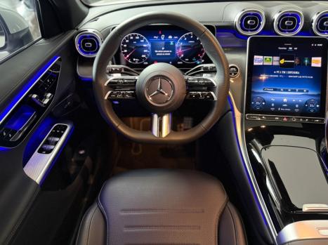 MERCEDES-BENZ GLC 300 2.0 16V 4P CGI 4MATIC 9G-TRONIC TURBO AUTOM�TICO, Foto 17