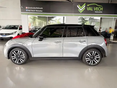 MINI Cooper 2.0 16V 4P TWINPOWER S STEPTRONIC AUTOM�TICO, Foto 18