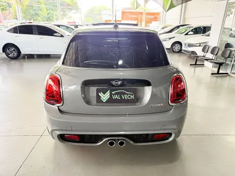 MINI Cooper 2.0 16V 4P TWINPOWER S STEPTRONIC AUTOM�TICO, Foto 20
