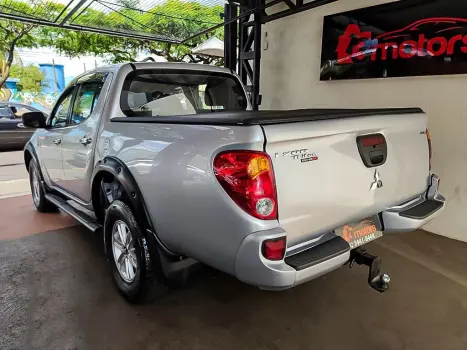 MITSUBISHI L 200 Triton 3.2 16V GLX 4X4 CABINE DUPLA TURBO DIESEL INTERCOOLER, Foto 10