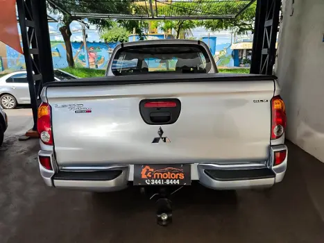 MITSUBISHI L 200 Triton 3.2 16V GLX 4X4 CABINE DUPLA TURBO DIESEL INTERCOOLER, Foto 11