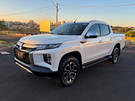 MITSUBISHI L 200 Triton 2.4 16V SPORT HPE-S 4X4 CABINE DUPLA TURBO DIESEL AUTOMÁTICO, Foto 1