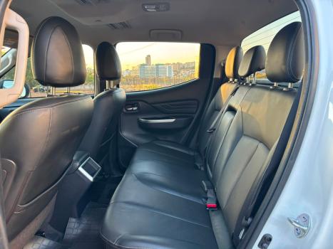 MITSUBISHI L 200 Triton 2.4 16V SPORT HPE-S 4X4 CABINE DUPLA TURBO DIESEL AUTOMÁTICO, Foto 10