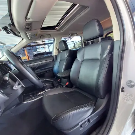 MITSUBISHI Outlander 2.0 16V 4P HPE AUTOM�TICO, Foto 6