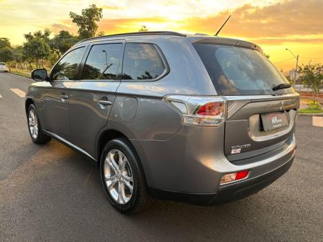 MITSUBISHI Outlander 2.0 16V 4P AUTOM�TICO, Foto 4