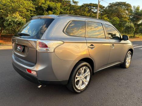 MITSUBISHI Outlander 2.0 16V 4P AUTOM�TICO, Foto 6