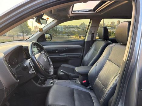MITSUBISHI Outlander 2.0 16V 4P AUTOM�TICO, Foto 7