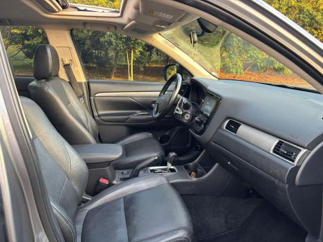 MITSUBISHI Outlander 2.0 16V 4P AUTOM�TICO, Foto 8