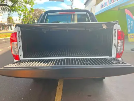 NISSAN Frontier 2.3 16V S 4X4 CABINE DUPLA BI-TURBO DIESEL, Foto 9