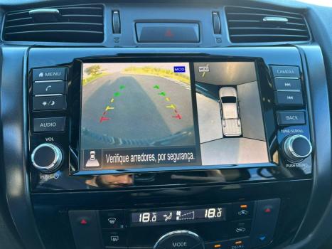 NISSAN Frontier 2.3 16V PRO4X CABINE DUPLA 4X4 BI-TURBO DIESEL AUTOMTICO, Foto 9